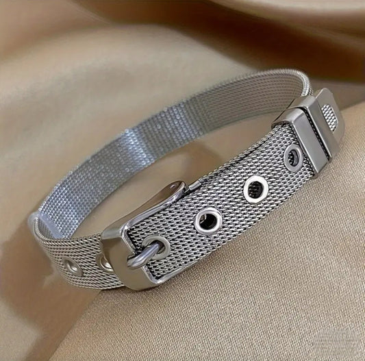 SILVER BELT BUCKLE BRACELET BLING8UK