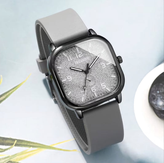 GREY IRLANDY SQUARED QUARTZ WATCH B+F 8