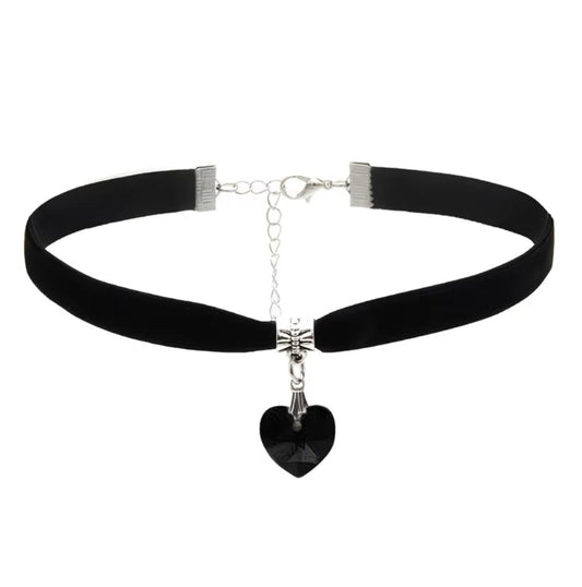 BLACK LOVE HEART CHOKER B+F 8